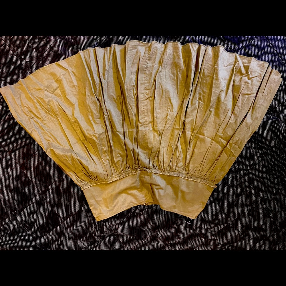 Gap size 0 skirt
